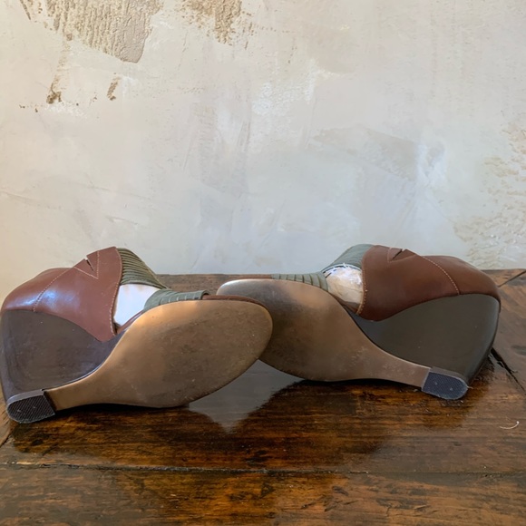 Charles by Charles David - Picture 5 of 5